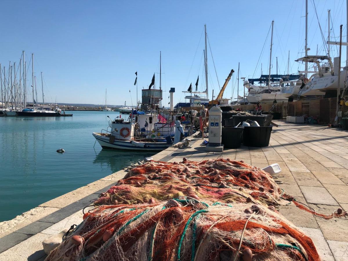 Casa Med Lägenhet Marina di Ragusa Exteriör bild